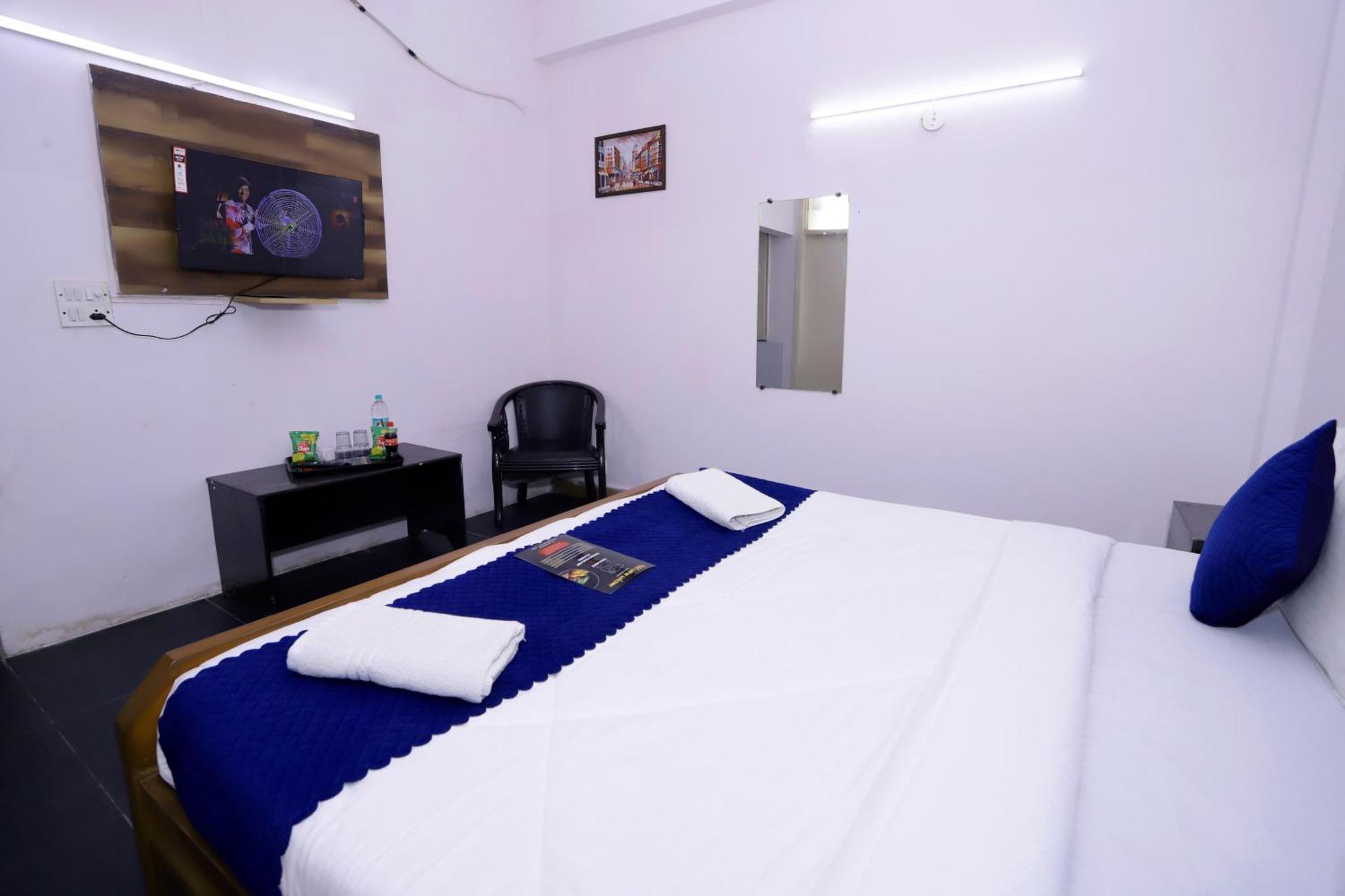 Hotel Warm Welcome - Noida Sector 51 Экстерьер фото